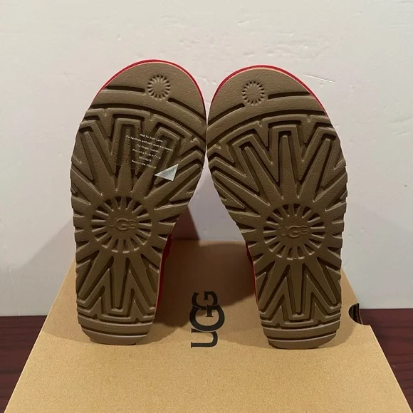 Ugg, Mini Bailey Button 2, 1016422, Red - Picture 12 of 13